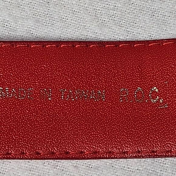 Morgan Taylor Vintage Adjustable Red Snakeskin Silver Tone Hardware Hook Belt - Picture 5 of 13